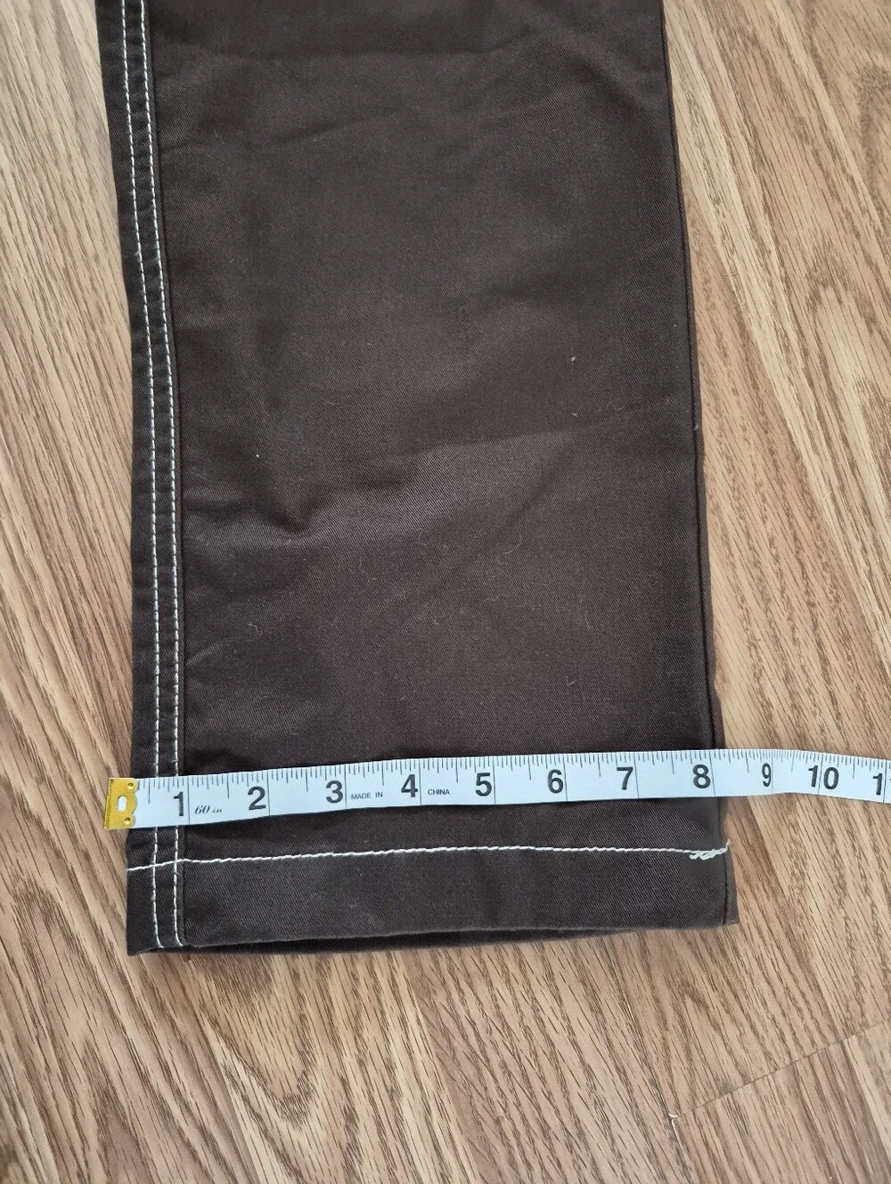 True Religion Men's Brown Baggy SN Cargo Pants with White Stitching  Brand new.